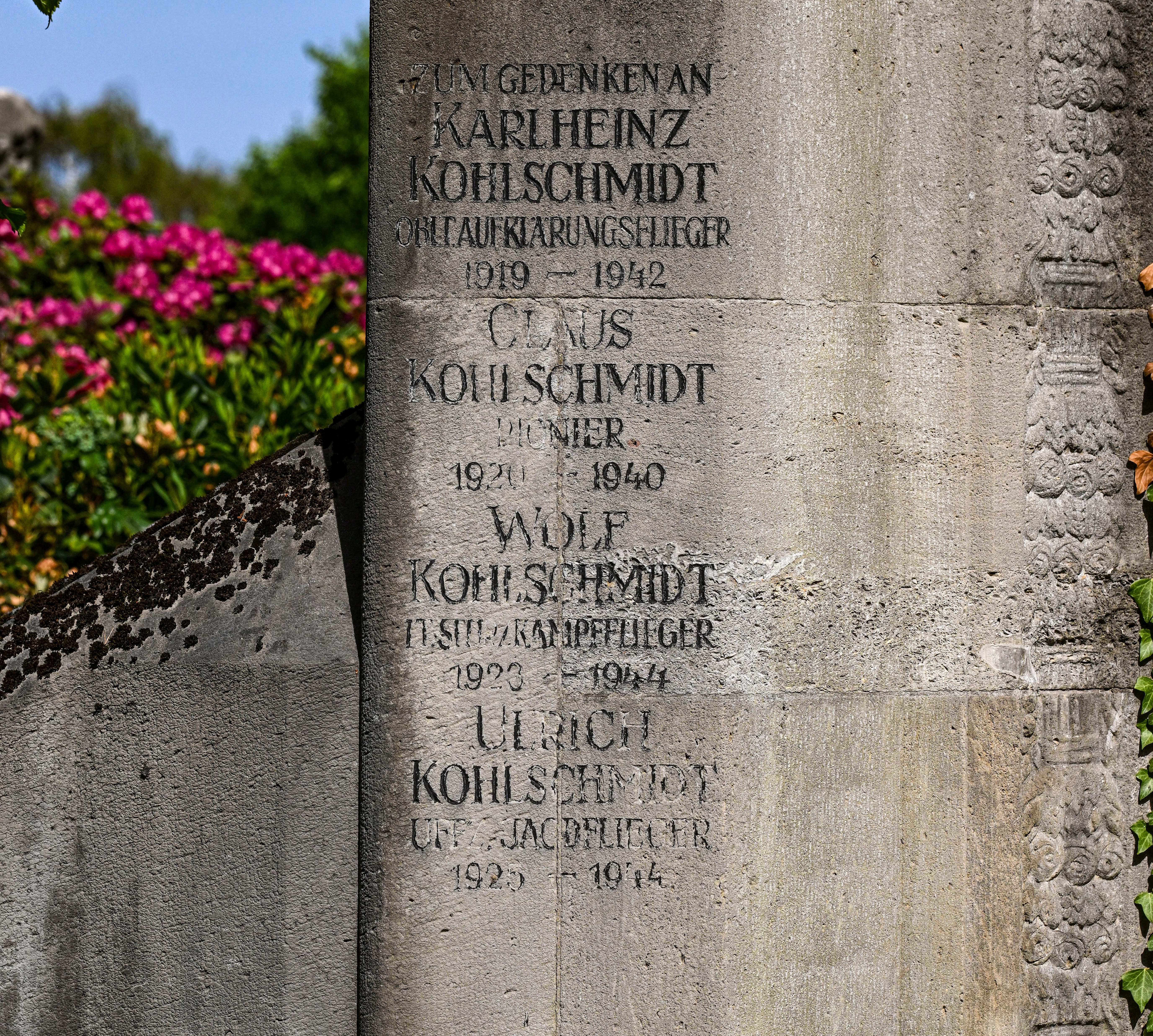 Grabstätte der Familie Kohlschmidt (Detail)
© StSG/GSMP, Holm Helis, 2026 Grabstätte der Familie Kohlschmidt